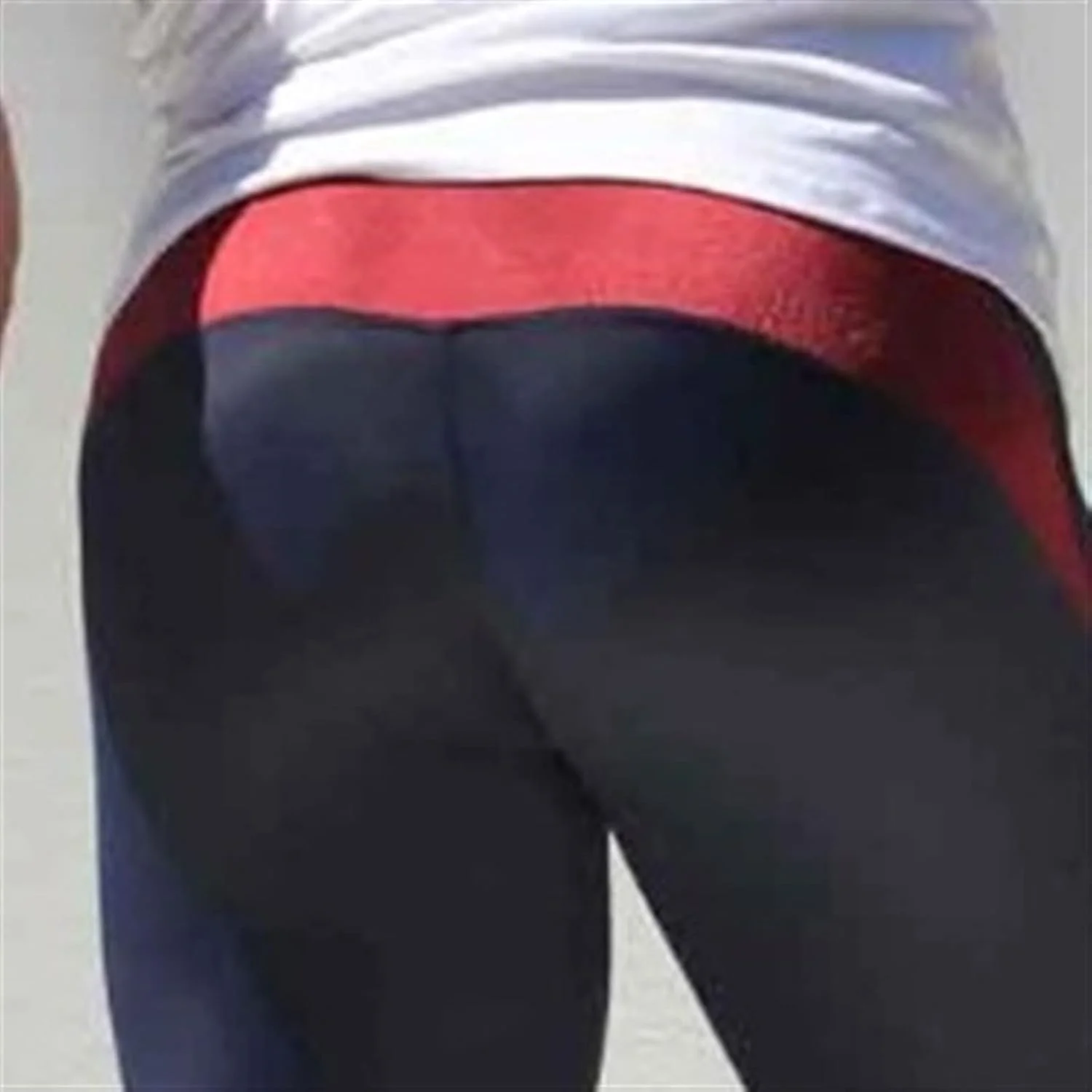 شلوار ورزشی مردانه، مناسب ورزش، تناسب اندام و دویدن، شلوار بلند مردانه، شلوار ورزشی مردانه، شلوار ورزشی، شلوار چسبان ورزشی باشگاه