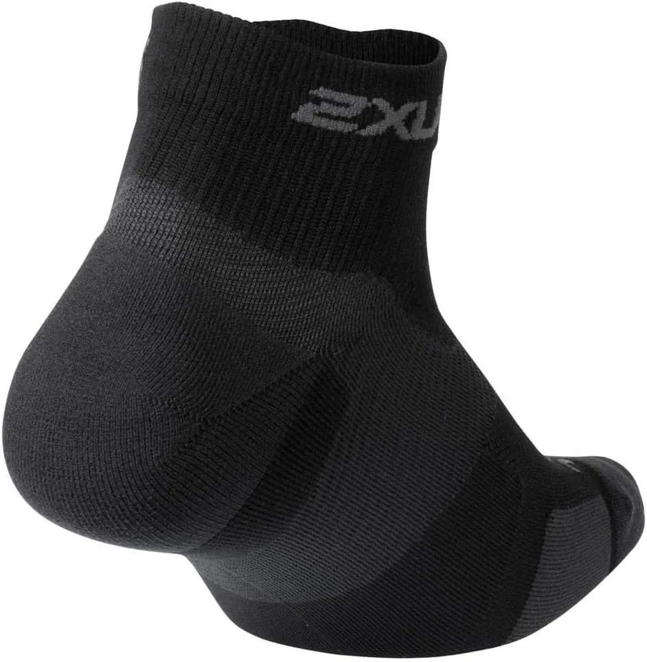 جوراب ساق کوتاه ورزشی سبک 2XU مدل Vectr با بالشتک جوراب ساق کوتاه ورزشی سبک 2XU مدل Vectr با بالشتک