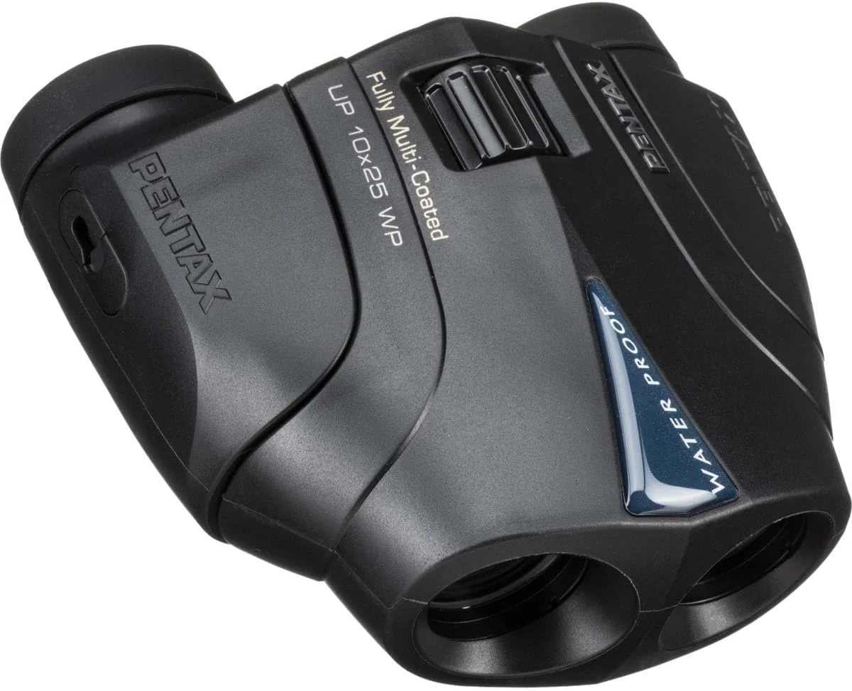 دوربین دوچشمی منشوری پوررو پنتاکس سری UP با بزرگنمایی 10x25، زاویه دید 5.0 درجه، مشکی، به همراه صندلی تلسکوپی قابل حمل، هارنس و پارچه تمیز کننده دوربین دوچشمی منشوری پوررو پنتاکس سری UP با بزرگنمایی 10x25، زاویه دید 5.0 درجه، مشکی، به همراه صندلی تلسکوپی قابل حمل، هارنس و پارچه تمیز کننده