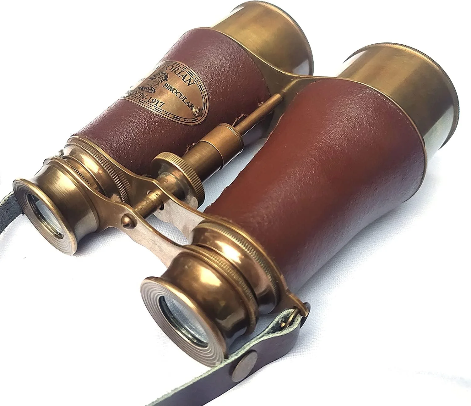 دوربین شکاری 15 سانتی‌متری برنجی عتیقه با روکش چرمی قهوه‌ای و بند گردنی چرمی