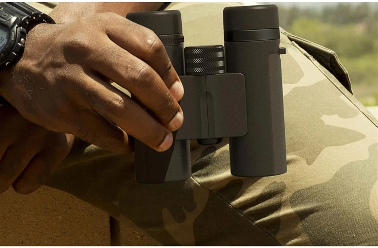 دوربین چشمی مناسب ورزش های فضای باز، کنسرت، تماشای پرندگان، ماهیگیری، کمپینگ/کوهنوردی، ضد آب و قابل حمل