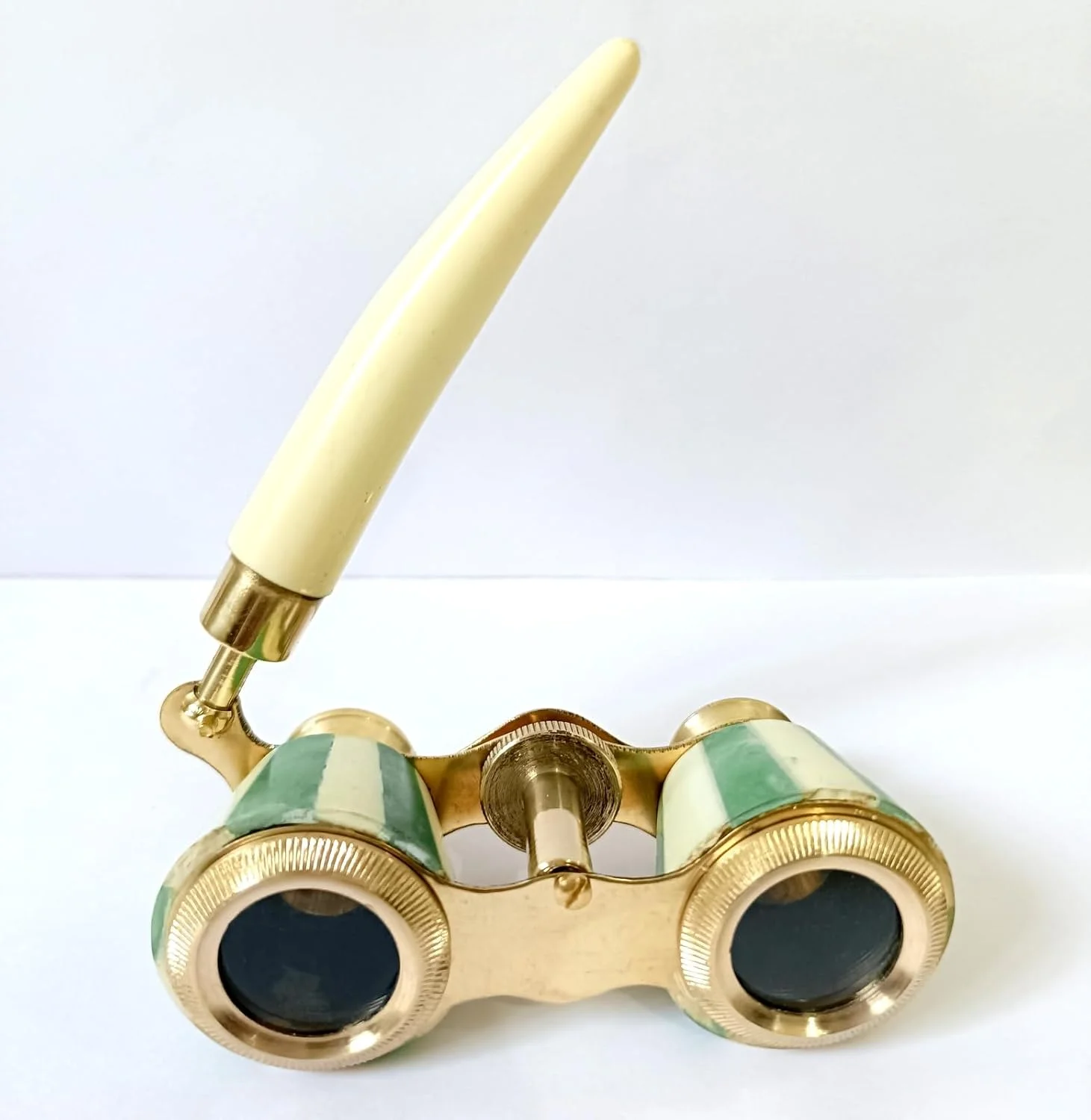 دوربین تئاتر قدیمی، طراحی راه راه برنجی و سبز، دسته عاجی