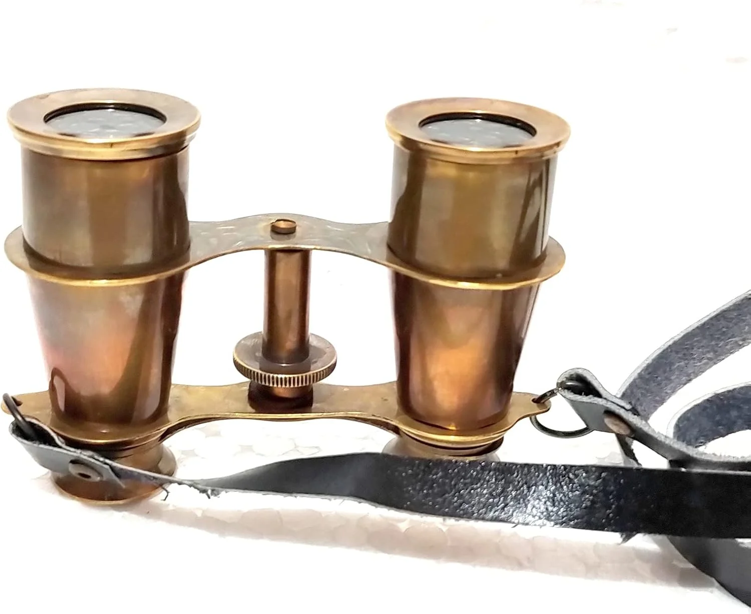 دوربین تئاتر به سبک قدیمی، دوربین دوچشمی تئاتر برنزی عتیقه با بند چرمی، طراحی کلاسیک، فوکوس قابل تنظیم