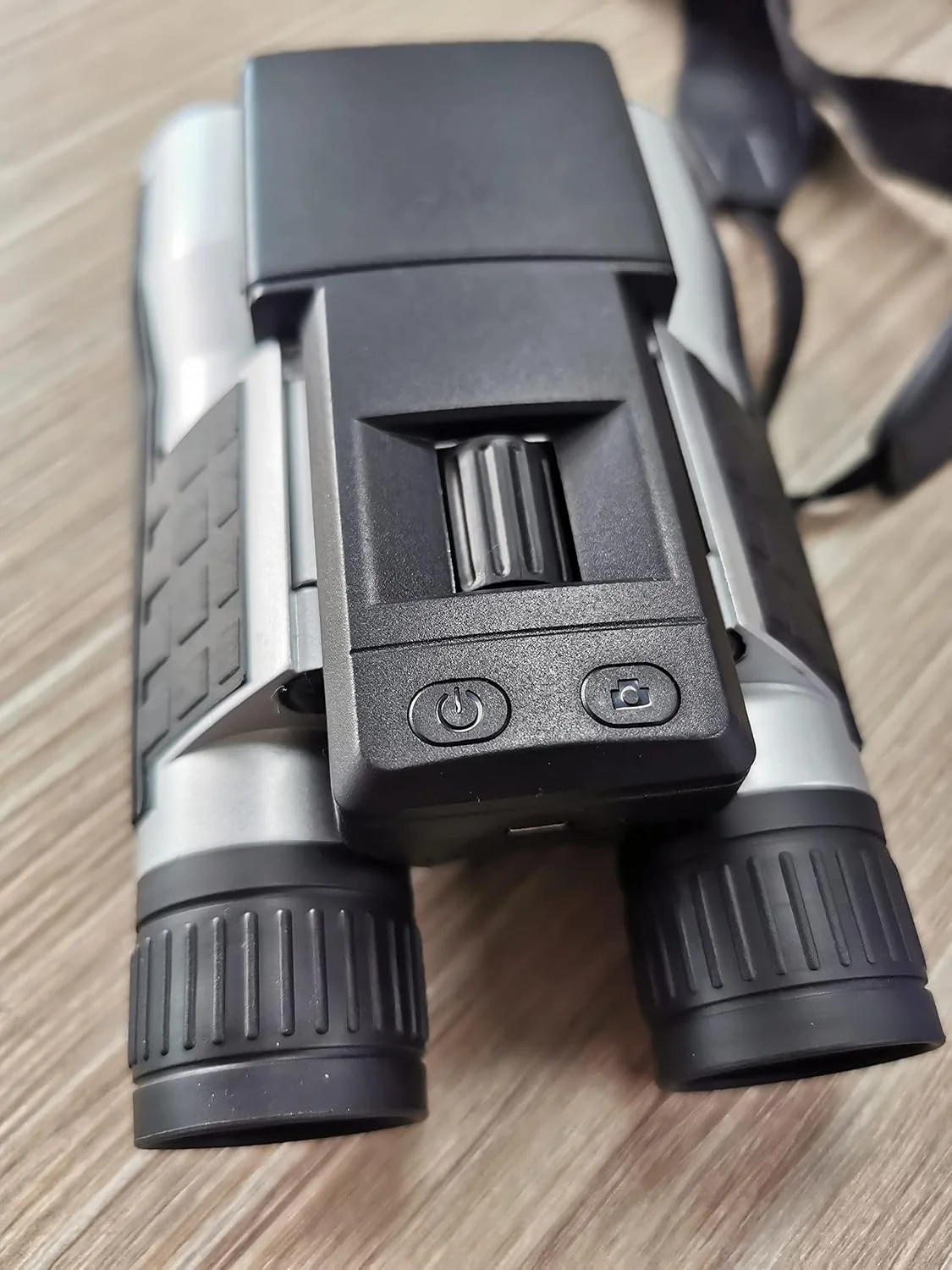 دوربین دوچشمی ZZSTAR 12x32 با دوربین، دوربین دوچشمی تاشو با قدرت بالا برای بزرگسالان، صفحه نمایش 2 اینچی LCD، ضبط کننده عکس و فیلم 1080P با کیفیت 5 مگاپیکسل، لنز منشوری FMC و BAK4، نمای بزرگ، برای تماشای پرندگان و ورزش، مشکی