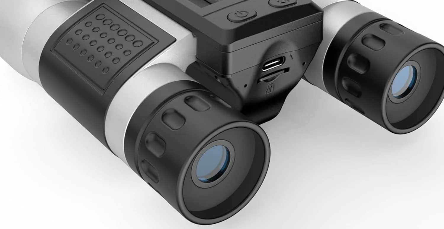 دوربین دوچشمی ZZSTAR 12x32 با دوربین داخلی، دوربین دوچشمی قدرتمند برای بزرگسالان، صفحه نمایش 2 اینچی LTPS، ضبط کننده عکس و فیلم 5 مگاپیکسلی 1080P برای تماشای پرندگان، مسافرت، کنسرت، با کارت میکرو SD 32 گیگابایتی، نقره ای