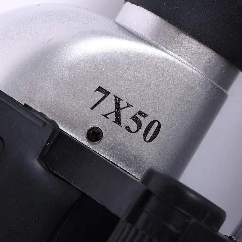 دوربین دوچشمی با دیافراگم بزرگ و قدرت بالا