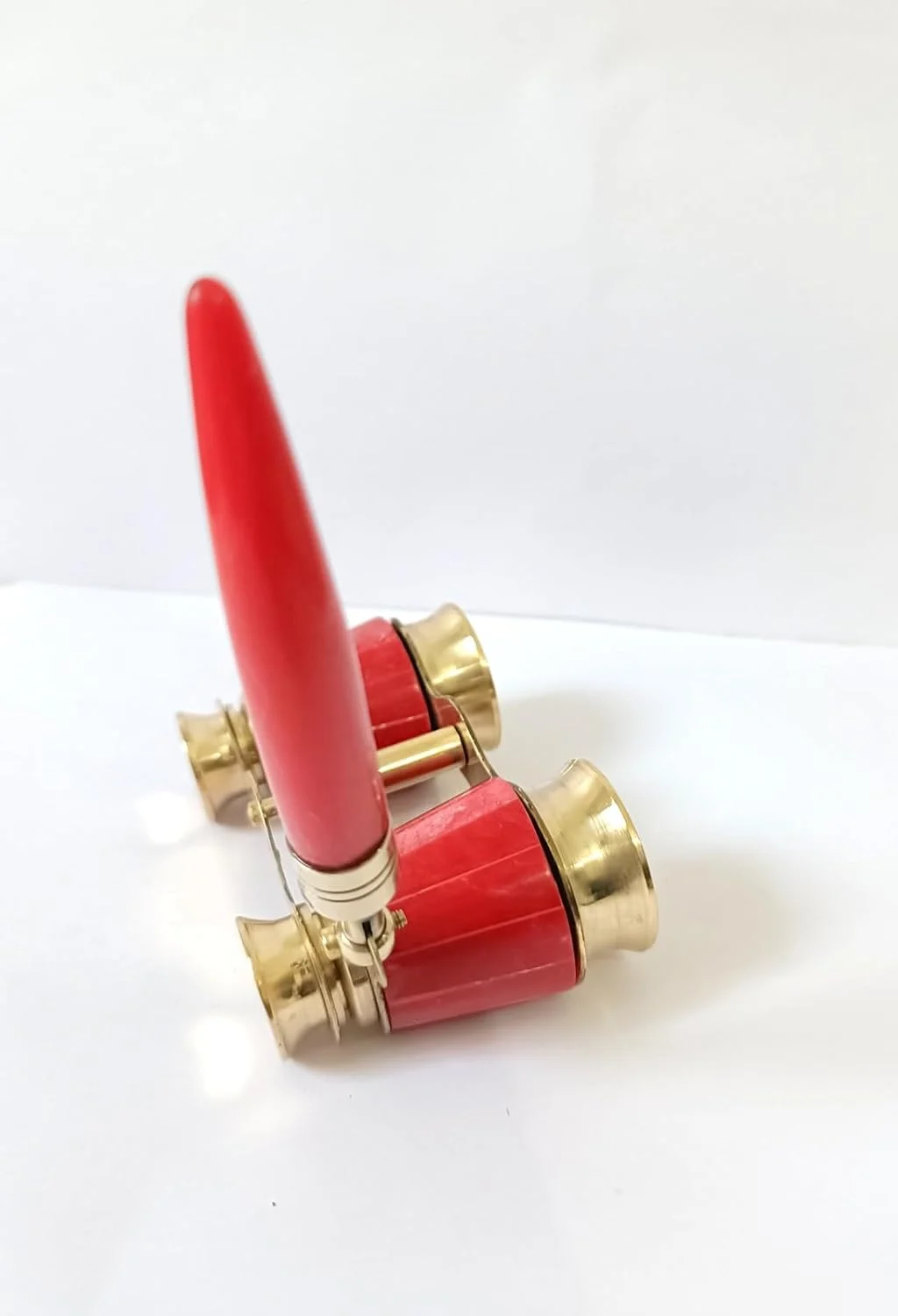 دوربین تئاتر آنتیک، قرمز و طلایی، دوربین دوچشمی تئاتر با دسته، طراحی کلاسیک، کلکسیونی تزئینی دوربین تئاتر آنتیک، قرمز و طلایی، دوربین دوچشمی تئاتر با دسته، طراحی کلاسیک، کلکسیونی تزئینی