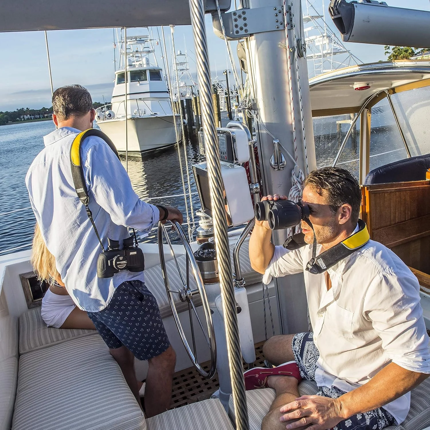 بند شناور اشتاینر برای دوربین های ناویگیتور پرو، فرمانده و فرمانده گلوبال