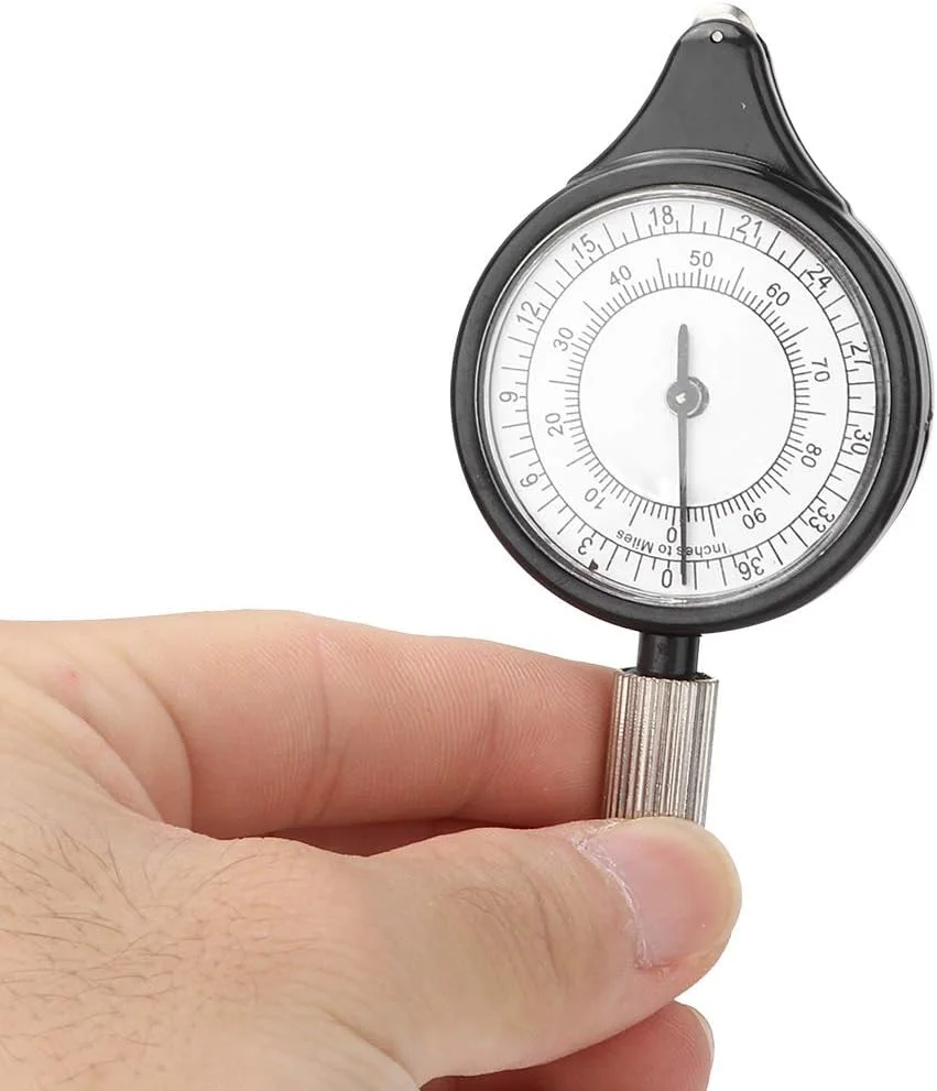 مسافت‌سنج نقشه، ابزار کوچک قدیمی برای محاسبه فاصله در فضای باز، ابزار نقشه‌برداری، اندازه‌گیری فاصله بین 2 نقطه روی نقشه، مناسب برای پیاده‌روی، کمپینگ و مسافرت