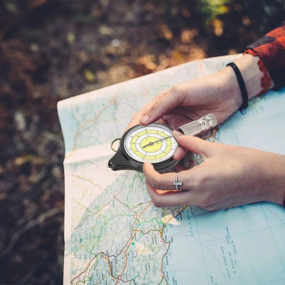 مسافت‌سنج نقشه، ابزار کوچک قدیمی برای محاسبه فاصله در فضای باز، ابزار نقشه‌برداری، اندازه‌گیری فاصله بین 2 نقطه روی نقشه، مناسب برای پیاده‌روی، کمپینگ و مسافرت