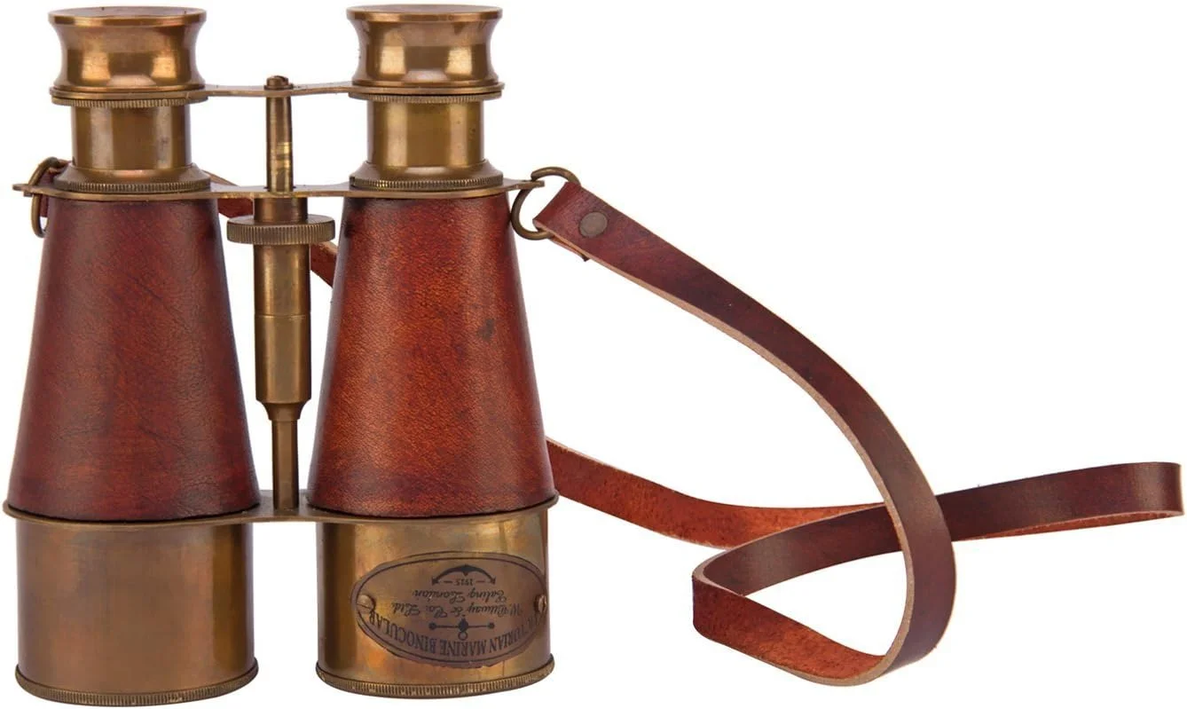 دوربین دوچشمی برنجی آکراتی Devyom Devyom رنگ گیلاسی/قهوه ای مدل ویکتوریایی دریایی 1915 با روکش چرمی