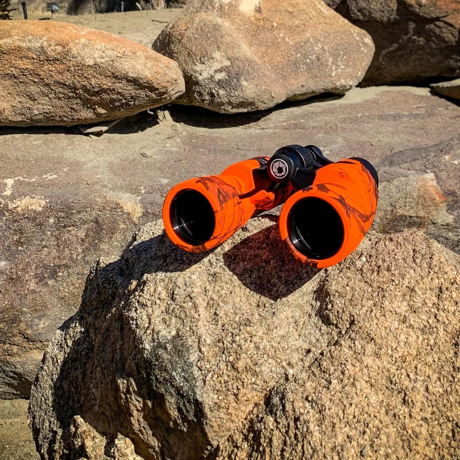 دوربین دوچشمی ضدآب Barska AB13437 Crossover 10x42 با طرح استتار Mossy Oak Blaze برای ورزش، قایق‌رانی، دریایی، تماشای پرندگان، شکار و غیره