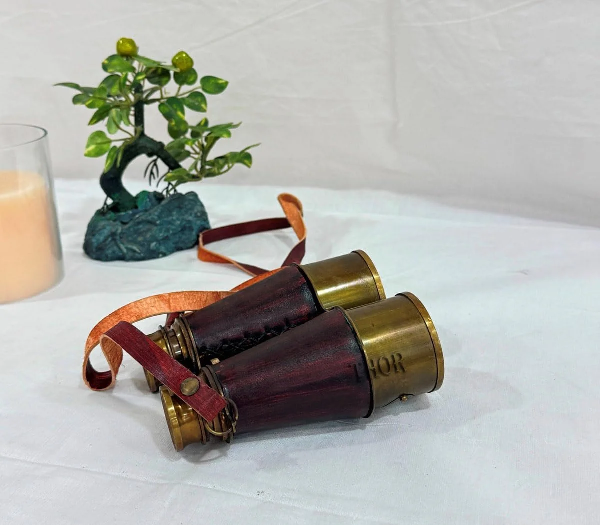 دوربین شکاری دریایی عتیقه به سبک ویکتوریایی، دست ساز با روکش چرمی پرداخت شده و کمربند، 5 اینچ، برنجی، مناسب دکوراسیون منزل و دفتر کار
