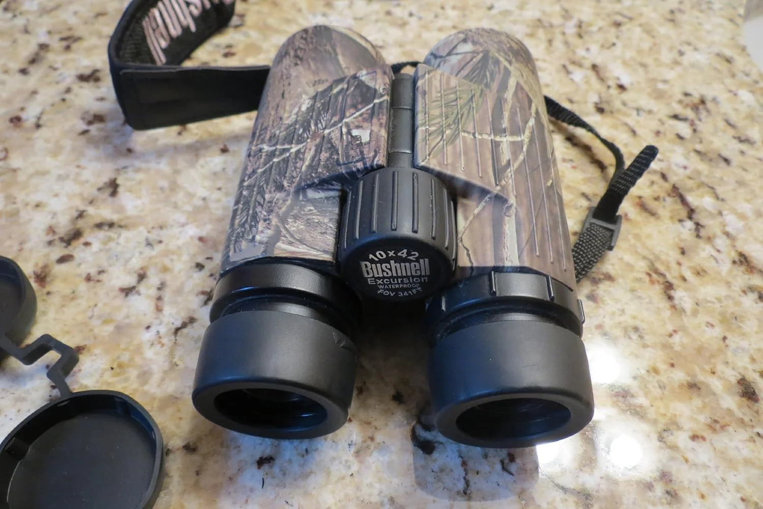 دوربین دوچشمی بوشنل اکسکرشن 10x42 ضد آب و ضد مه (طرح استتار Realtree AP)