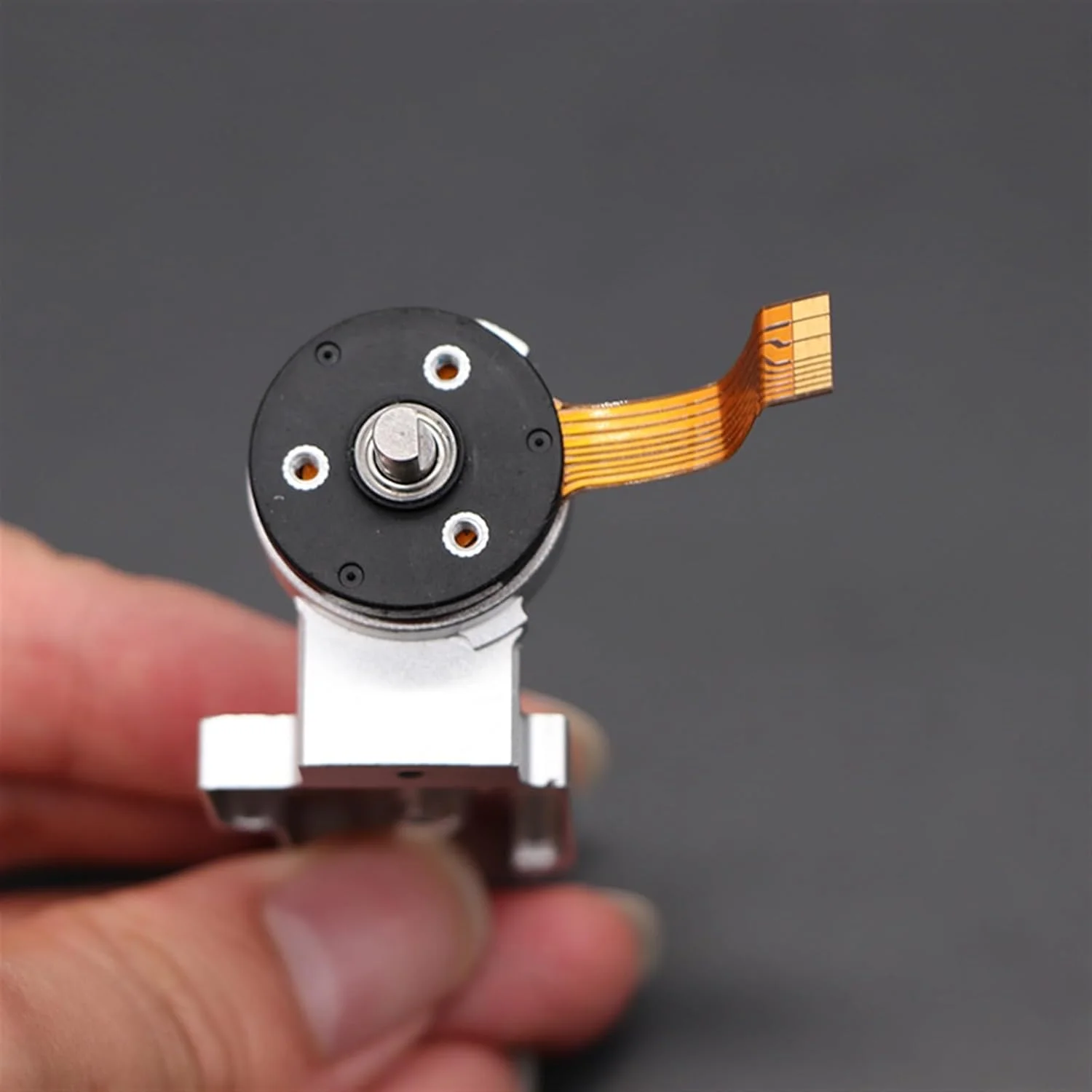 موتور با براکت بازویی، قطعات یدکی سرویس نصب، برای فانتوم 3 پروفشنال ادونسد، بازوی جایگزین برای پهپاد FPV (برای P3S)