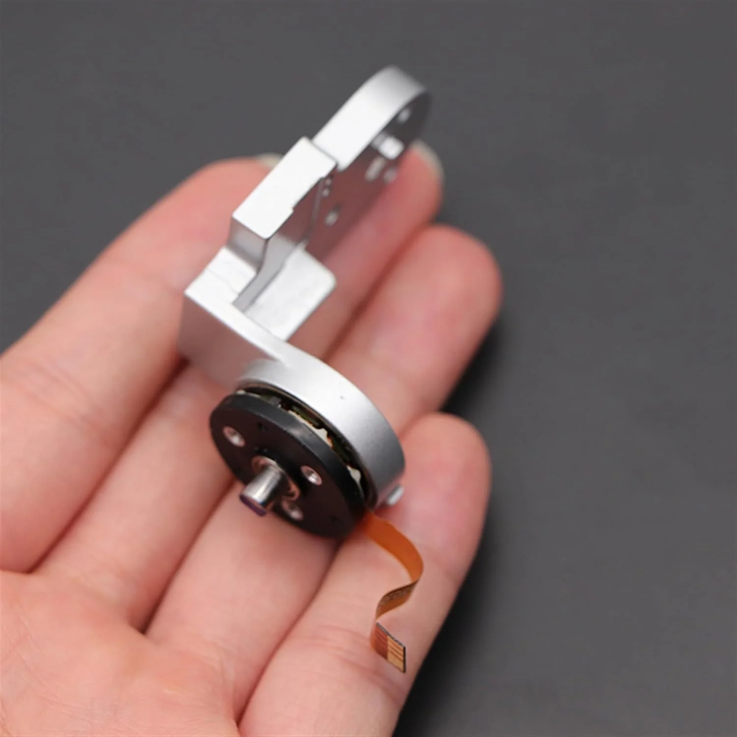 موتور با براکت بازویی، قطعات یدکی سرویس نصب، برای فانتوم 3 پروفشنال ادونسد، بازوی جایگزین برای پهپاد FPV (برای P3S)