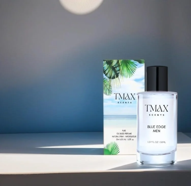 ادکلن مردانه بلو اج 50 میلی لیتر - ادو پرفیوم معطر چوبی و تازه با رایحه مرکبات و نت های تازه - رایحه ماندگار برای آقایان