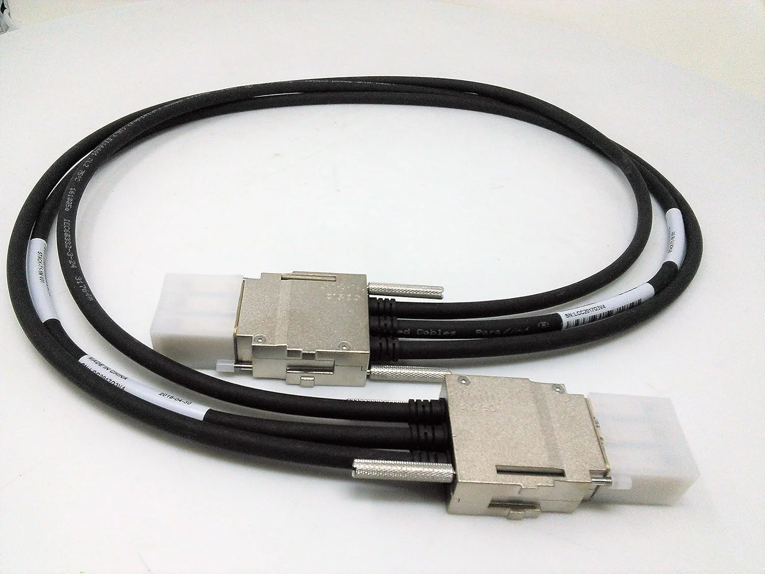 کابل استکینگ جایگزین برای سیسکو STACK-T1-1M طول 1 متر کابل استکینگ جایگزین برای سیسکو STACK-T1-1M طول 1 متر