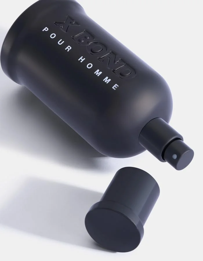 ست هدیه مردانه ایکس باند بلک شامل ادو پرفیوم ۱۰۰ میلی لیتر + اسپری بدن معطر ۲۰۰ میلی لیتر | رایحه تند، میوه ای و چوبی