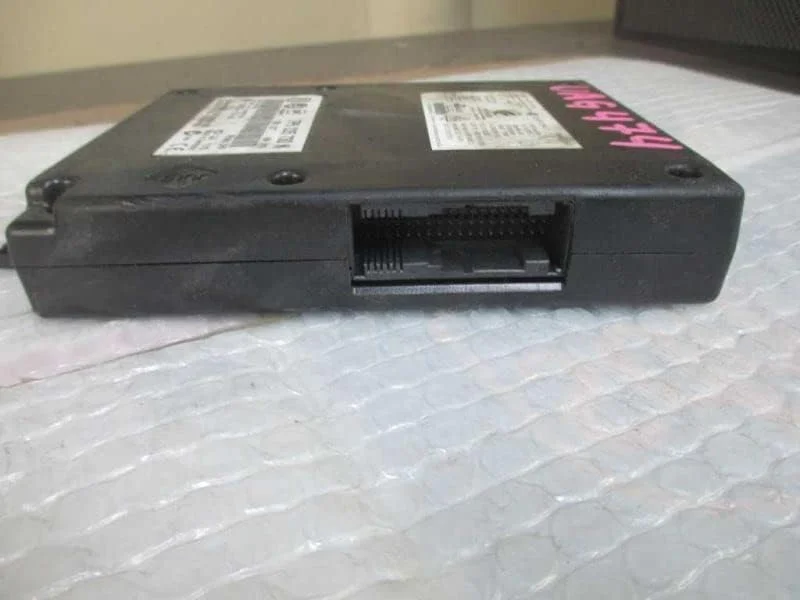 رابط ارتباطی سازگار با تلفن جعبه ای مناسب برای Beetle 14-18 مدل 7P6 035 730 N 7P6035730N