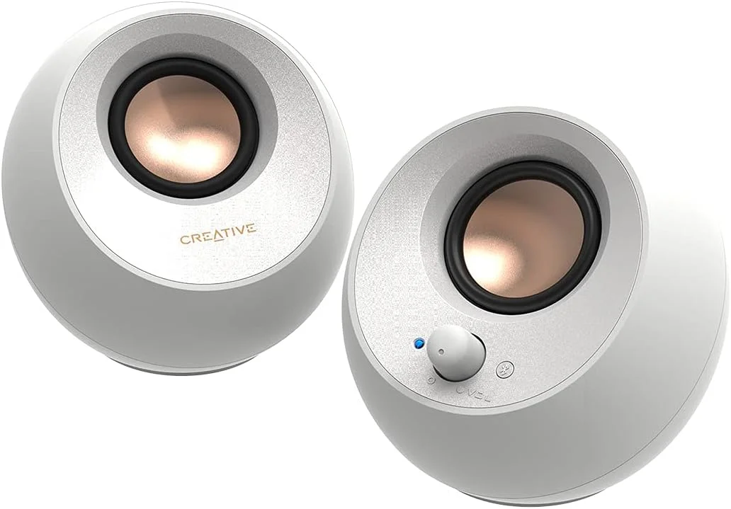 اسپیکر دسکتاپ USB-C مدل Creative Pebble V3 (دو عددی) با صدای USB، تقویت وضوح دیالوگ، بلوتوث 5.0، توان 8 وات RMS با توان پیک 16 وات، شامل تبدیل USB-A