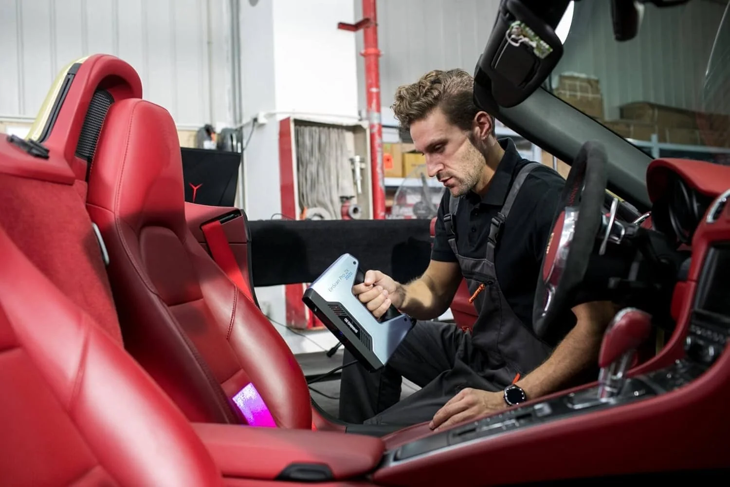 اسکنر سه بعدی Shining3D [EinScan Pro 2X 2020] با قابلیت هم ترازی دستی HD و رزولوشن 0.2 میلی متر برای مهندسی معکوس، تولید، طراحی، هنر، پزشکی، آموزش