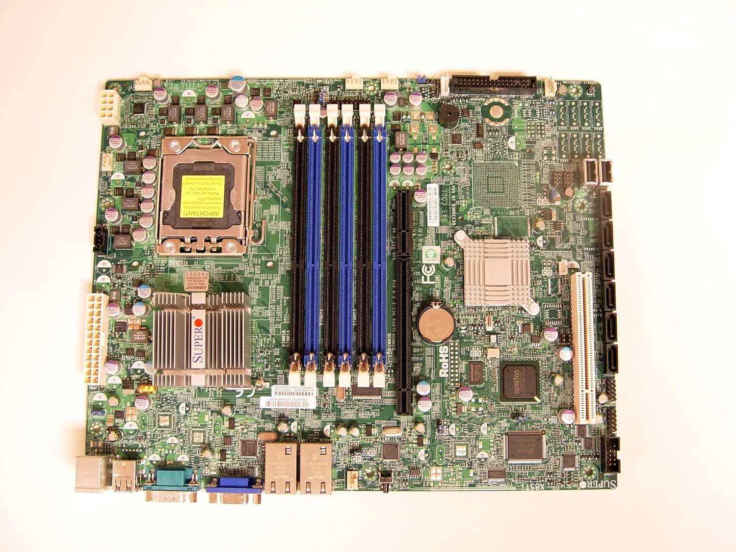 مادربرد سوپرمیکرو X8STI - پردازنده های Core I7/I7 Extreme Edition و خانواده پردازنده های Intel Nehalem آینده، Intel X58