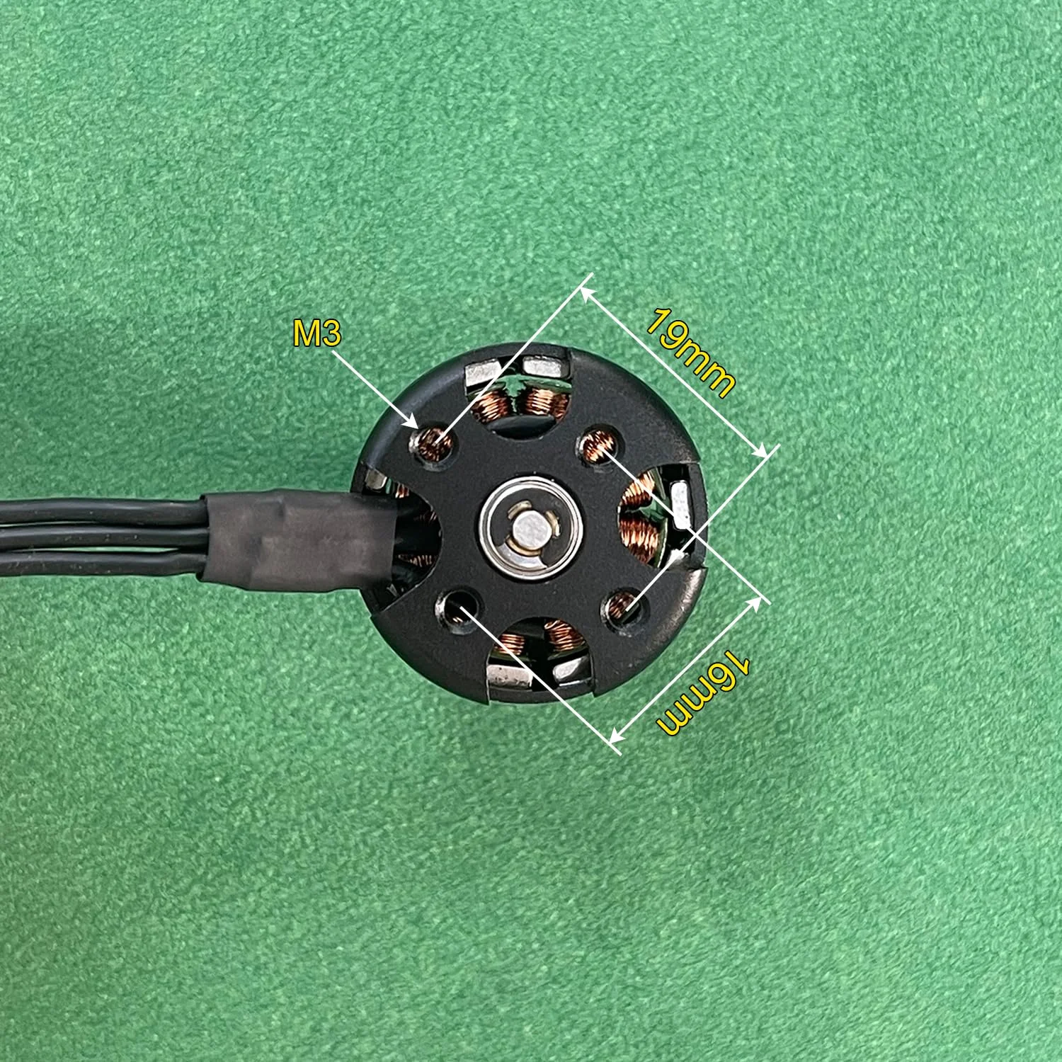 موتور براشلس HAWK'S WORK مدل 2213 935KV، موتور 2 تا 4 سل برای هواپیمای RC، مولتی کوپتر DIY، مناسب برای 450 F550 S500 S550 X525 DJI Phantom کوادکوپتر (Emax MT2213 CW*2+CCW*2) موتور براشلس HAWK'S WORK مدل 2213 935KV، موتور 2 تا 4 سل برای هواپیمای RC، مولتی کوپتر DIY، مناسب برای 450 F550 S500 S550 X525 DJI Phantom کوادکوپتر (Emax MT2213 CW*2+CCW*2)