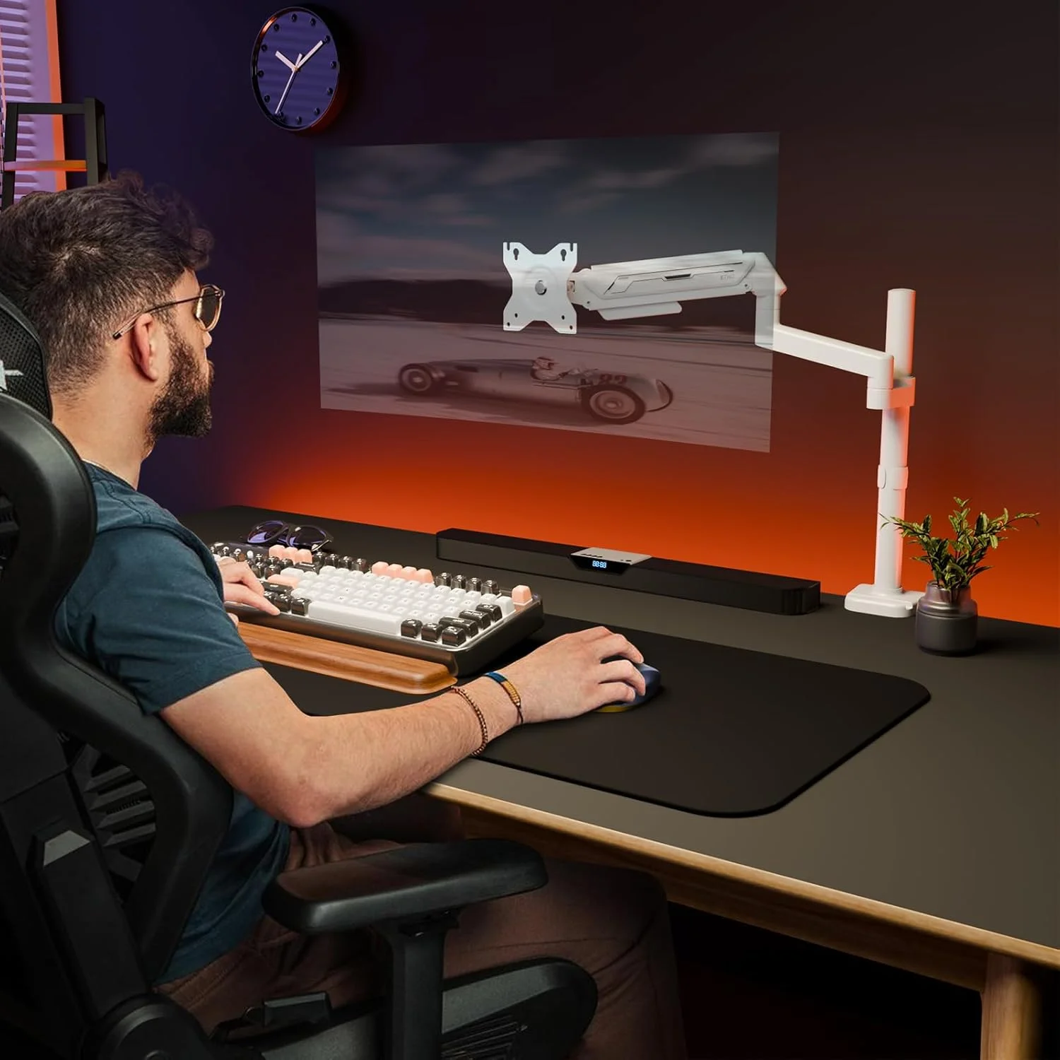 پایه مانیتور فنری گازی ETHU PC با بازوی توسعه دهنده برای صفحه نمایش های 13-32 اینچی VESA 75x75/100x100mm، گیره/حلقه مونتاژ 2 طرفه، ظرفیت تا 9 کیلوگرم، تنظیم چند زاویه ارگونومیک، تک بازو، سفید