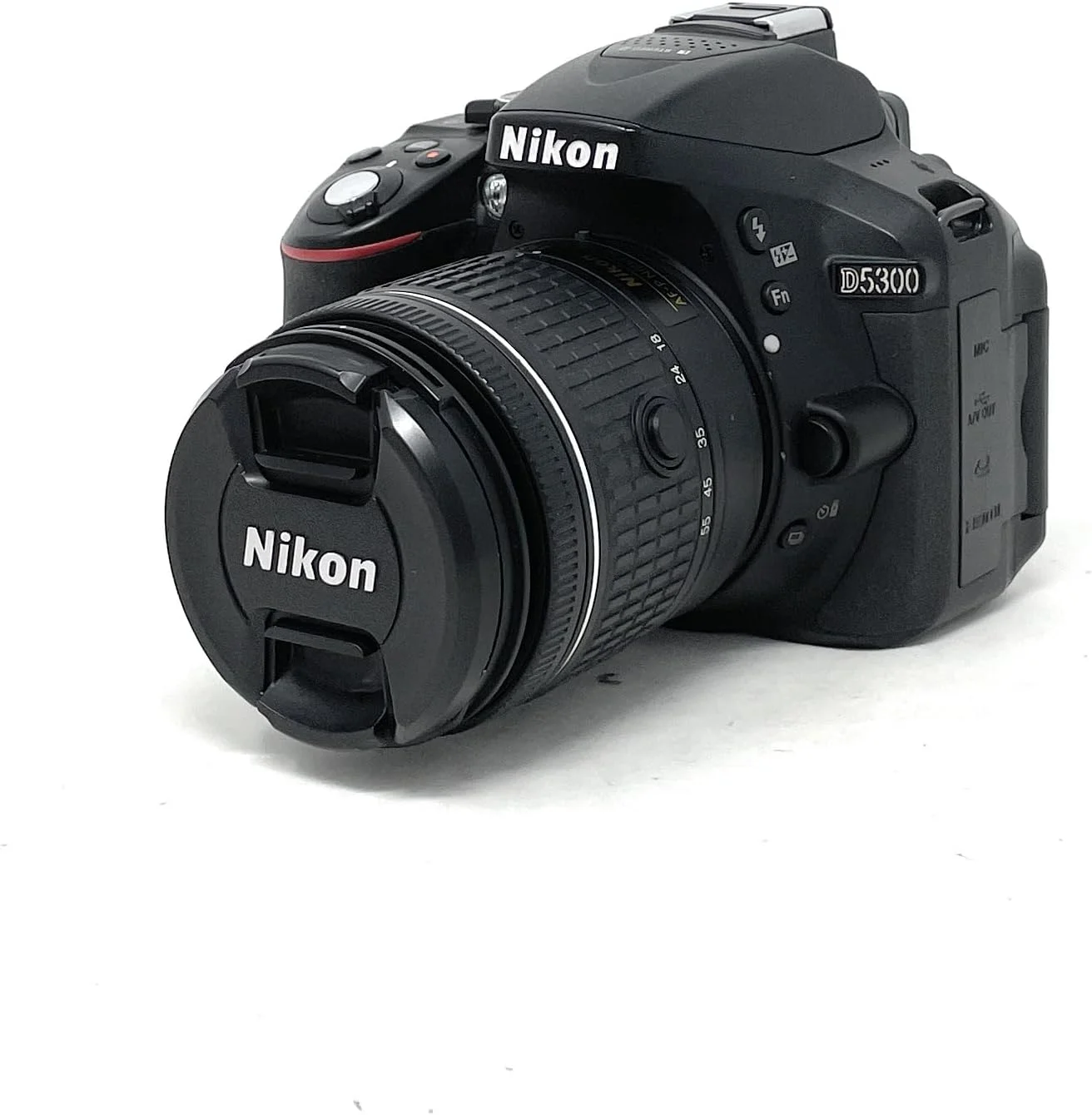 دوربین دیجیتال SLR نیکون D5300 - مشکی (24.2 مگاپیکسل، کیت لنز AF-P 18-55mm VR) صفحه نمایش LCD 3 اینچی - نسخه بین المللی