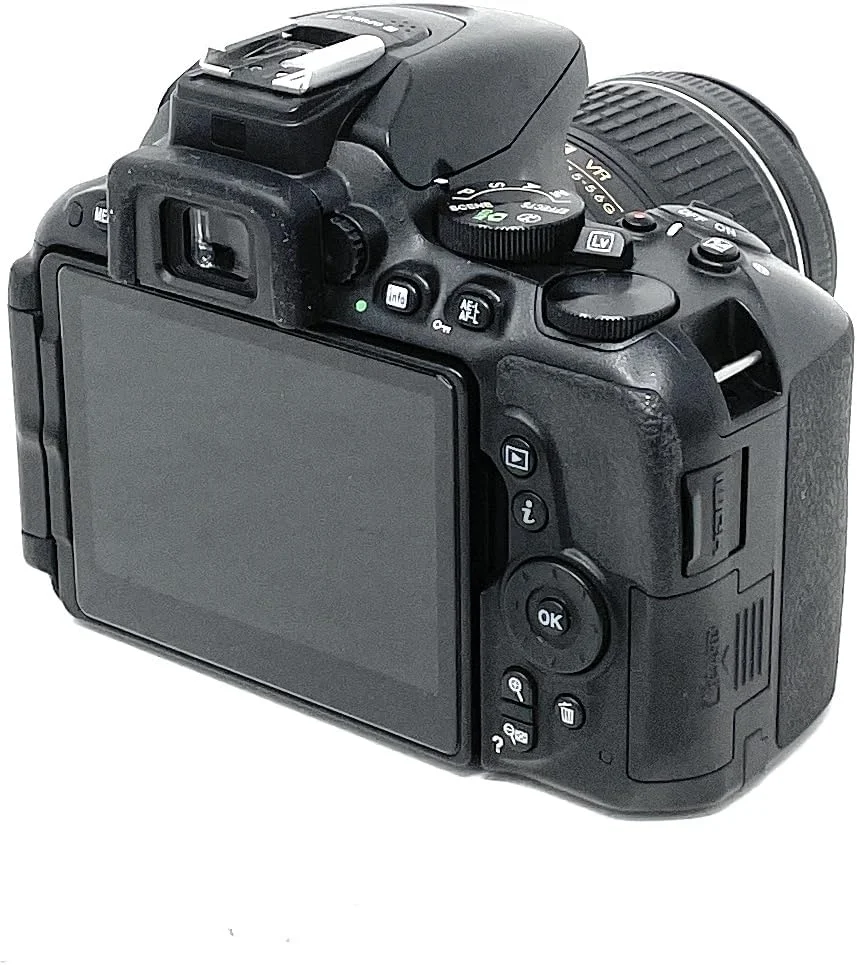 دوربین دیجیتال SLR نیکون D5500 - مشکی (24.2 مگاپیکسل، کیت لنز AF-P 18-55mm VR) صفحه نمایش 3 اینچی LCD - نسخه بین المللی