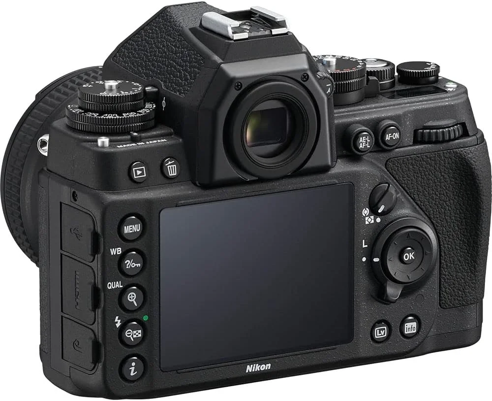 دوربین دیجیتال SLR نیکون Df با حسگر CMOS FX با فرمت 16.2 مگاپیکسل به همراه لنز ویژه Auto Focus-S NIKKOR 50mm f/1.8G (مشکی) دوربین دیجیتال SLR نیکون Df با حسگر CMOS FX با فرمت 16.2 مگاپیکسل به همراه لنز ویژه Auto Focus-S NIKKOR 50mm f/1.8G (مشکی)