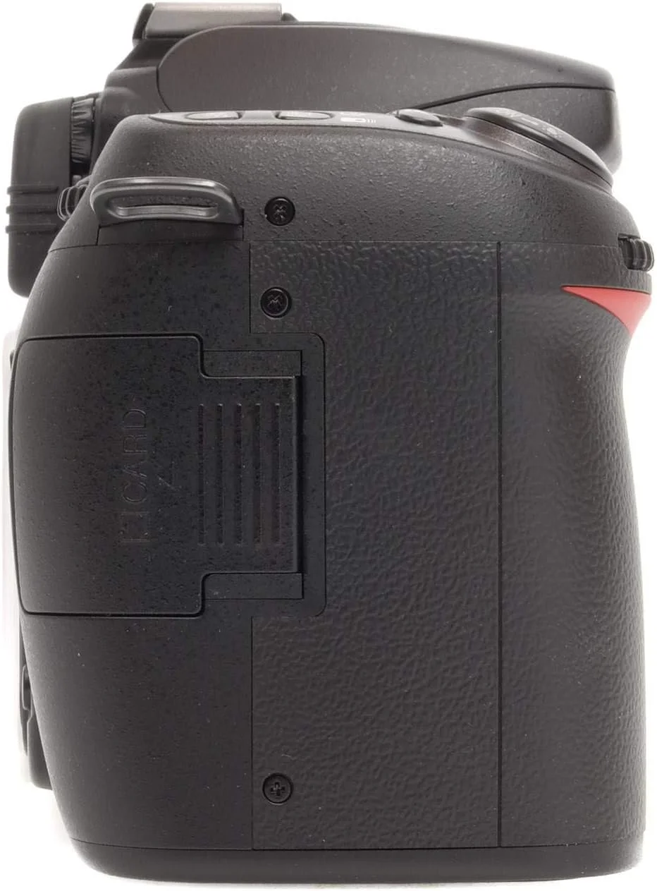 دوربین دیجیتال SLR نیکون D80 (فقط بدنه) (مدل قدیمی) دوربین دیجیتال SLR نیکون D80 (فقط بدنه) (مدل قدیمی)