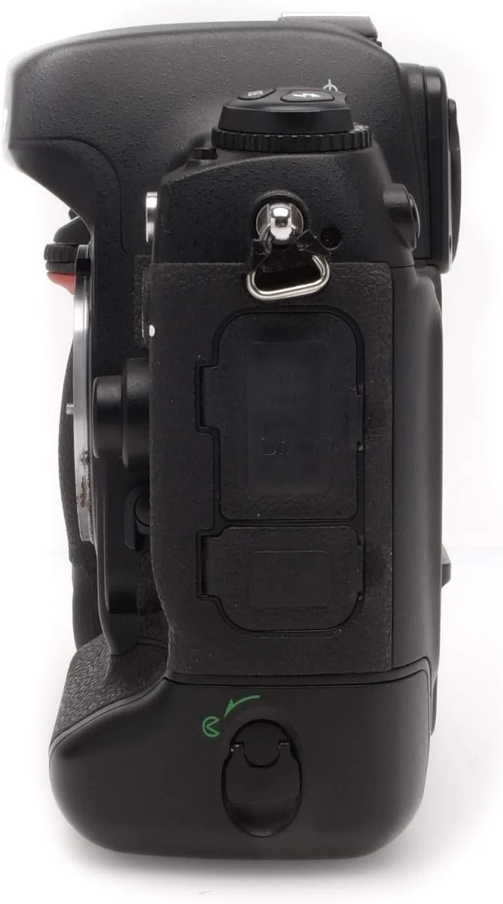 دوربین دیجیتال نیکون D2X DSLR با کیفیت 12.4 مگاپیکسل (بازسازی شده)