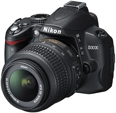 دوربین دیجیتال SLR نیکون D3000 با حسگر 10.2 مگاپیکسل به همراه لنز زوم 18-55 میلی‌متری f/3.5-5.6G AF-S DX VR Nikkor (بازسازی شده)