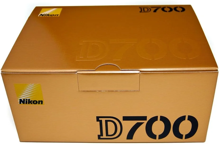 دوربین دیجیتال SLR نیکون D700 با حسگر CMOS با فرمت FX 12.1 مگاپیکسل و LCD 3.0 اینچی (فقط بدنه) - نسخه بین المللی