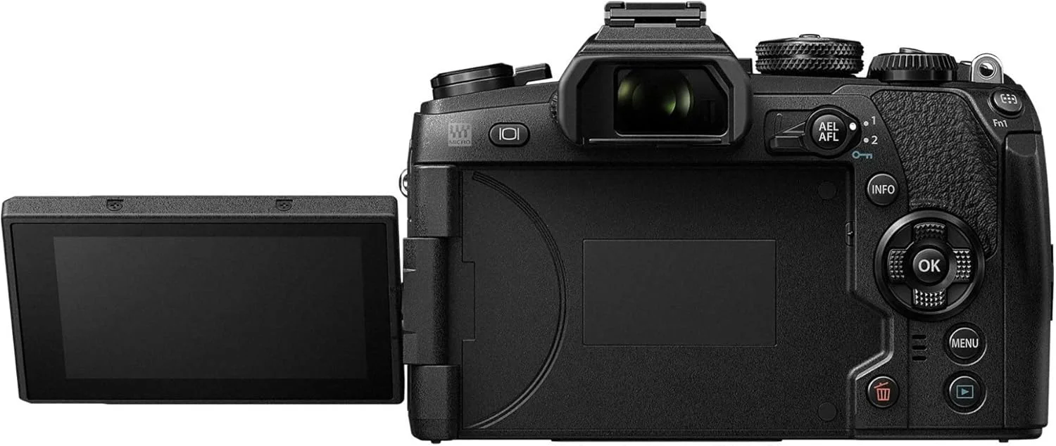 فقط بدنه دوربین OM SYSTEM Olympus OM-D E-M1 Mark II (مشکی)