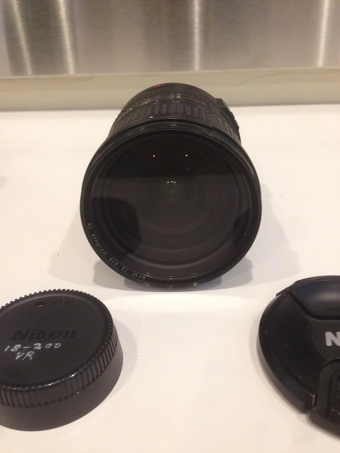 Nikon D200 DSLR Camera with 18-200mm f/3.5-5.6G ED-IF AF-S Nikkor Zoom Lens (OLD MODEL) Nikon D200 DSLR Camera with 18-200mm f/3.5-5.6G ED-IF AF-S Nikkor Zoom Lens (OLD MODEL)