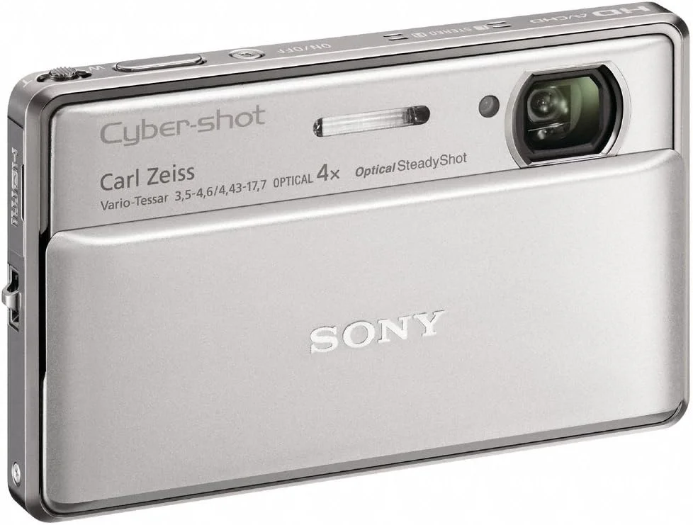 دوربین دیجیتال سونی سایبرشات DSC-TX100V با حسگر CMOS Exmor R با رزولوشن 16.2 مگاپیکسل، صفحه نمایش لمسی 3.5 اینچی OLED، پانورامای سه بعدی و فیلمبرداری Full HD 1080/60p (نقره ای)