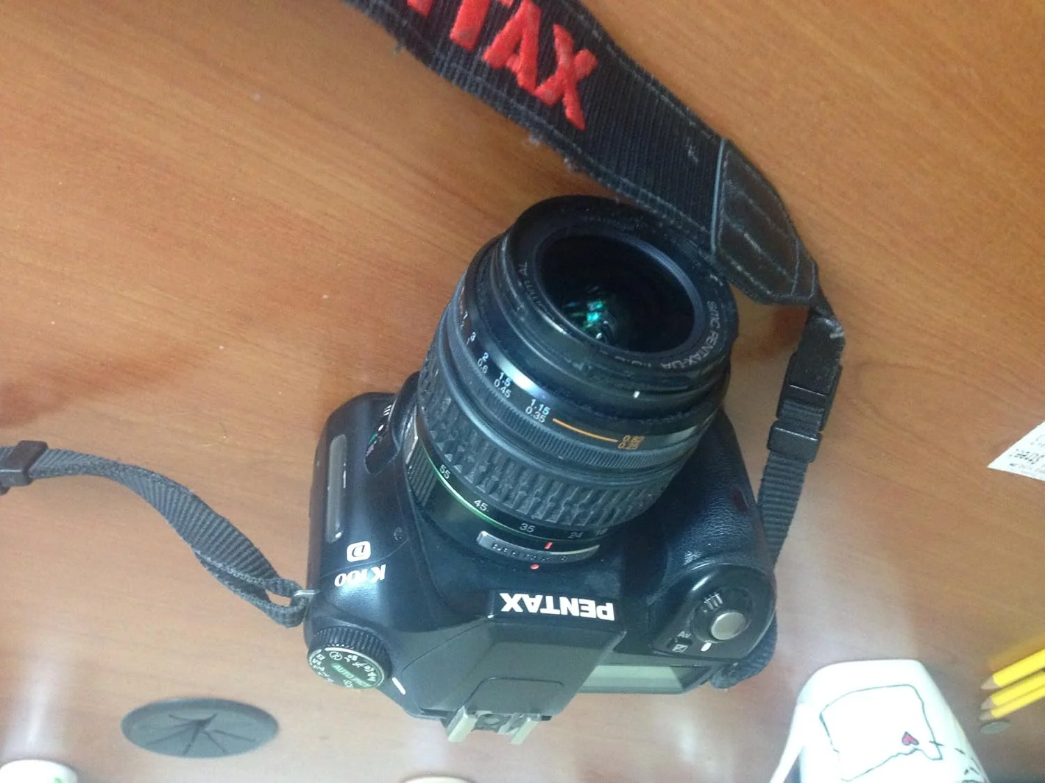 دوربین دیجیتال SLR پنتاکس K100D 6.1MP با سیستم کاهش لرزش و لنز 18-55mm f/3.5-5.6