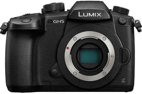 دوربین دیجیتال بدون آینه پاناسونیک Lumix DC-GH5 Micro Four Thirds به همراه بسته لوازم جانبی ۱۳ تکه – شامل کارت حافظه SD با ظرفیت ۶۴ گیگابایت + سایر موارد - نسخه بین المللی (فاقد ...) دوربین دیجیتال بدون آینه پاناسونیک Lumix DC-GH5 Micro Four Thirds به همراه بسته لوازم جانبی ۱۳ تکه – شامل کارت حافظه SD با ظرفیت ۶۴ گیگابایت + سایر موارد - نسخه بین المللی (فاقد ...)
