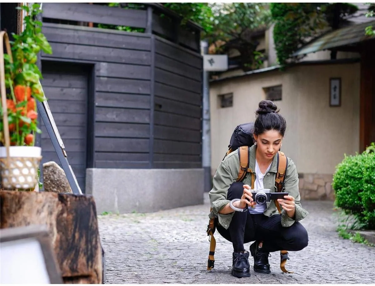 دوربین دیجیتال بدون آینه فوجی فیلم X-A7 به همراه لنز XC15-45mm F3.5-5.6 OIS PZ، نقره ای دوربین دیجیتال بدون آینه فوجی فیلم X-A7 به همراه لنز XC15-45mm F3.5-5.6 OIS PZ، نقره ای