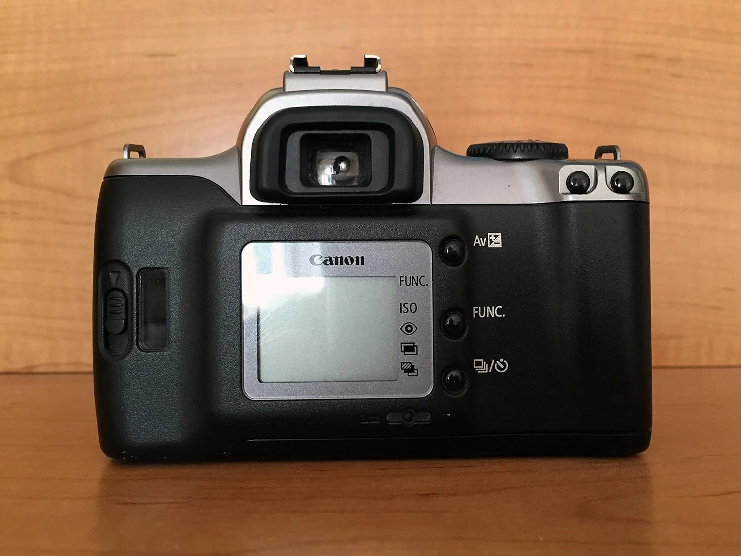 دوربین SLR 35 میلیمتری Canon EOS Rebel K2 به همراه لنز EF 28-80 II