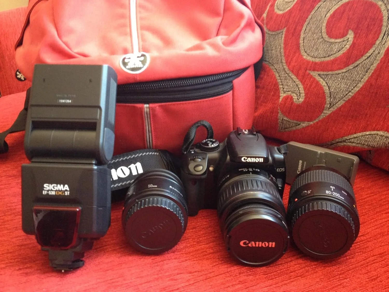 دوربین دیجیتال Canon Rebel XTi DSLR به همراه لنز EF-S 18-55mm f/3.5-5.6 (مدل قدیمی)