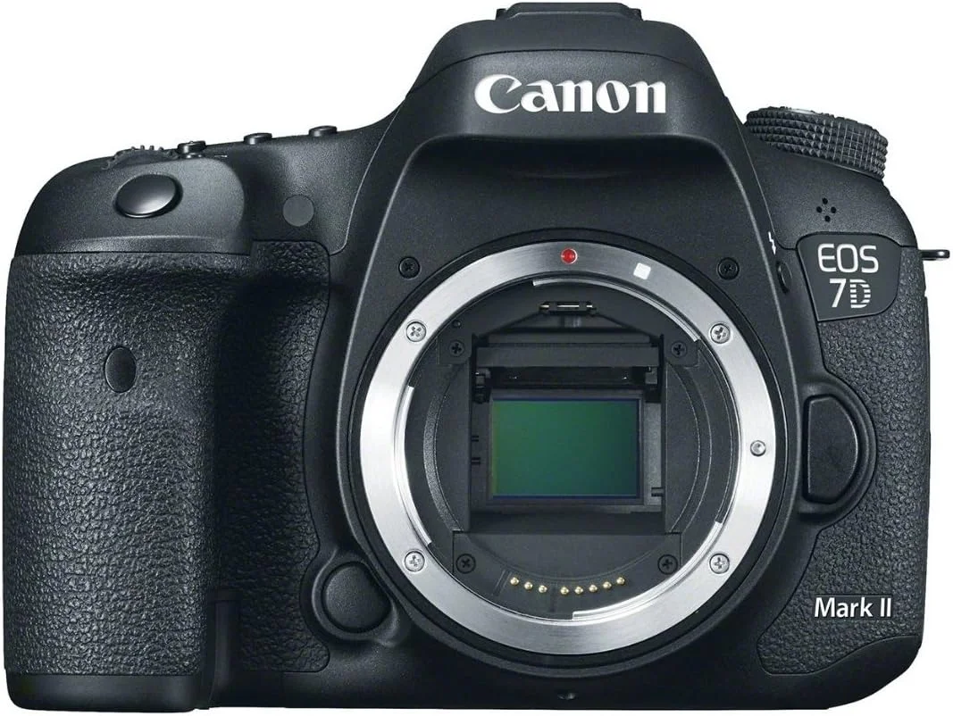 دوربین دیجیتال SLR کانن EOS 7D Mark II (فقط بدنه)