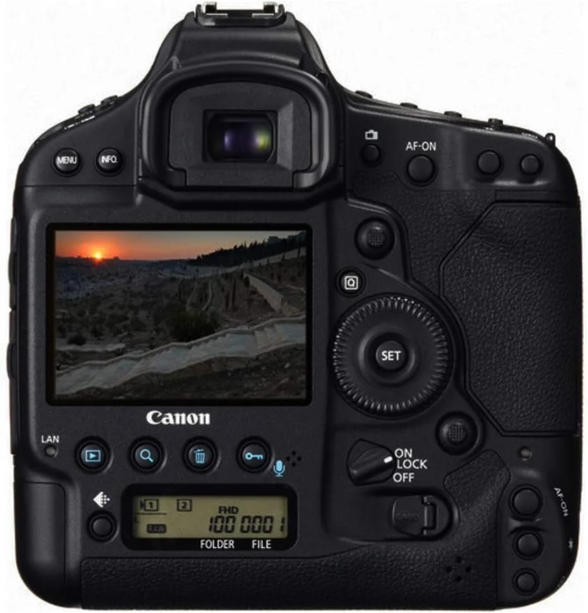 دوربین دیجیتال SLR کانن EOS-1D X با حسگر CMOS فول فریم 18.1 مگاپیکسل - مشکی