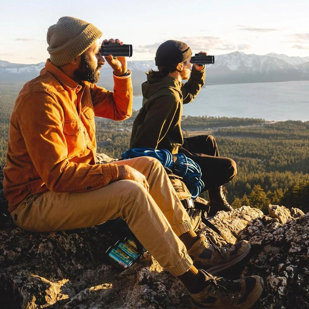 تک چشمی با قطب نما، لنزهای چند لایه پوشش داده شده، ضد آب و ضد مه، مناسب فعالیت های خارج از منزل، پیاده روی، کنسرت و مسافرت