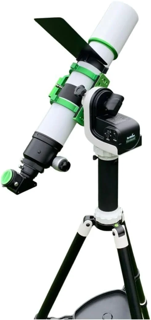 تلسکوپ خورشیدی سلسترون Heliostar 76 H-Alpha با دیافراگم 76 میلی‌متری و فاصله کانونی 630 میلی‌متری به همراه کیت پایه سمت-ارتفاعی SolarQuest برای عملکرد Double-Stack