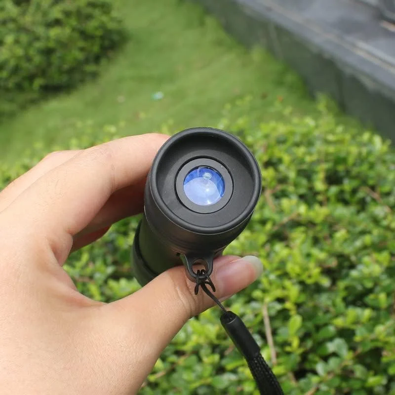 تلسکوپ تک چشمی با بزرگنمایی 10 برابر و قطر عدسی 25 میلی متر، جمع و جور و سبک وزن، مناسب برای بزرگسالان، ایده آل برای پیاده روی، شکار، تماشای پرندگان و کمپینگ