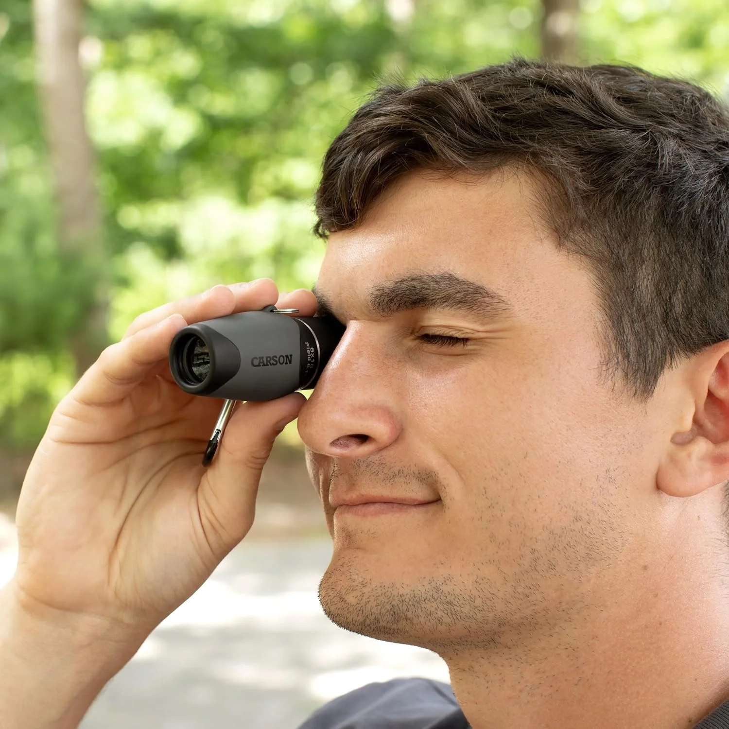 تک چشمی جیبی کارسون MiniMight با بزرگنمایی 6 برابر و قطر عدسی 18 میلی‌متر به همراه گیره کارابین (MM-618)